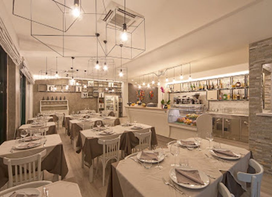 Experience authentic Italian cuisine at Amici Miei Ristorante Pizzeria in Urbino – where every dish tells a story.