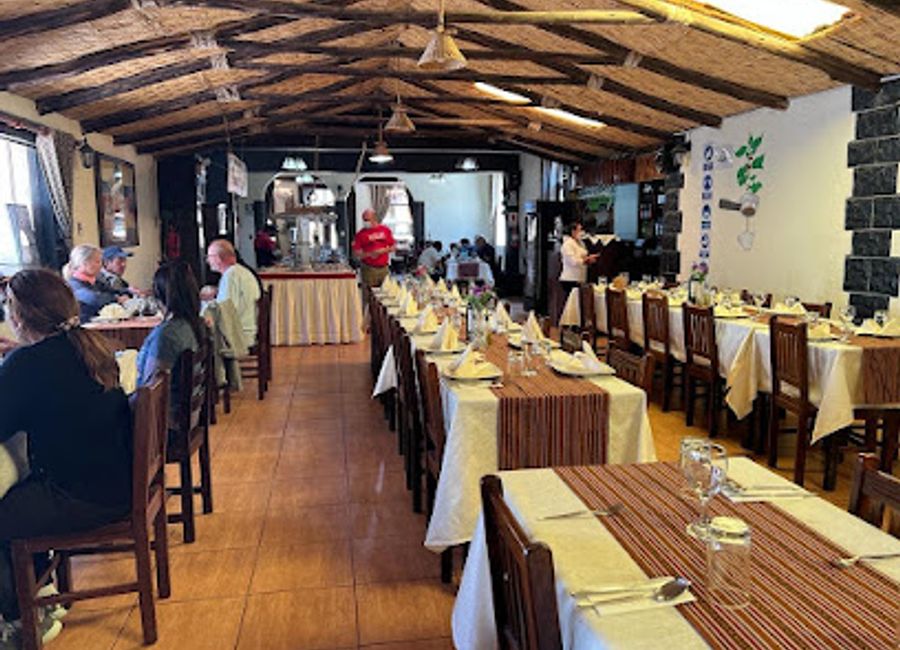 Discover authentic Peruvian cuisine at Restaurant Urinsaya in Chivay - a culinary experience blending tradition and flavor.