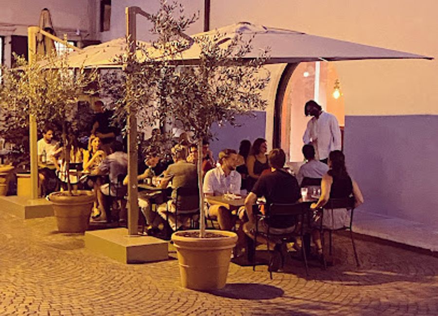 Discover authentic Italian flavors at La Maison De Filip in Trento - where local ingredients meet culinary artistry.