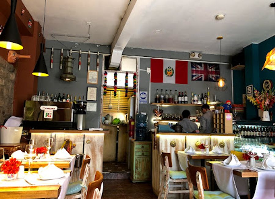 Experience authentic Peruvian cuisine with gluten-free options at PER.UK in Cusco's historic center.