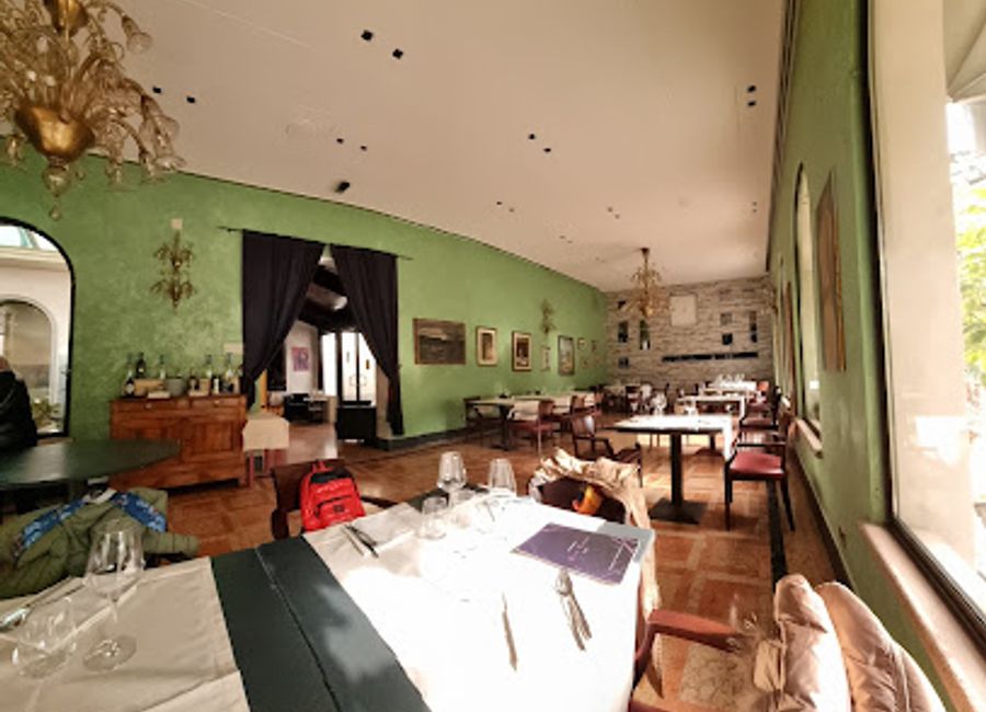 Experience authentic Northern Italian cuisine at Ristorante Porta Santa Croce in Parma - where tradition meets flavor.