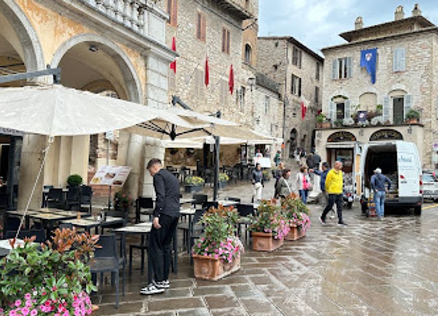 Experience authentic Italian cuisine at Ristorante Vino e Cucina in Assisi—where tradition meets flavor in a charming setting.