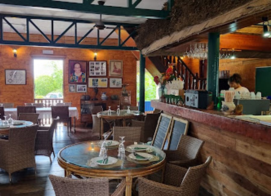 Experience authentic Seychellois cuisine at Marie Antoinette in Saint Louis—where every meal is a celebration of local flavors.
