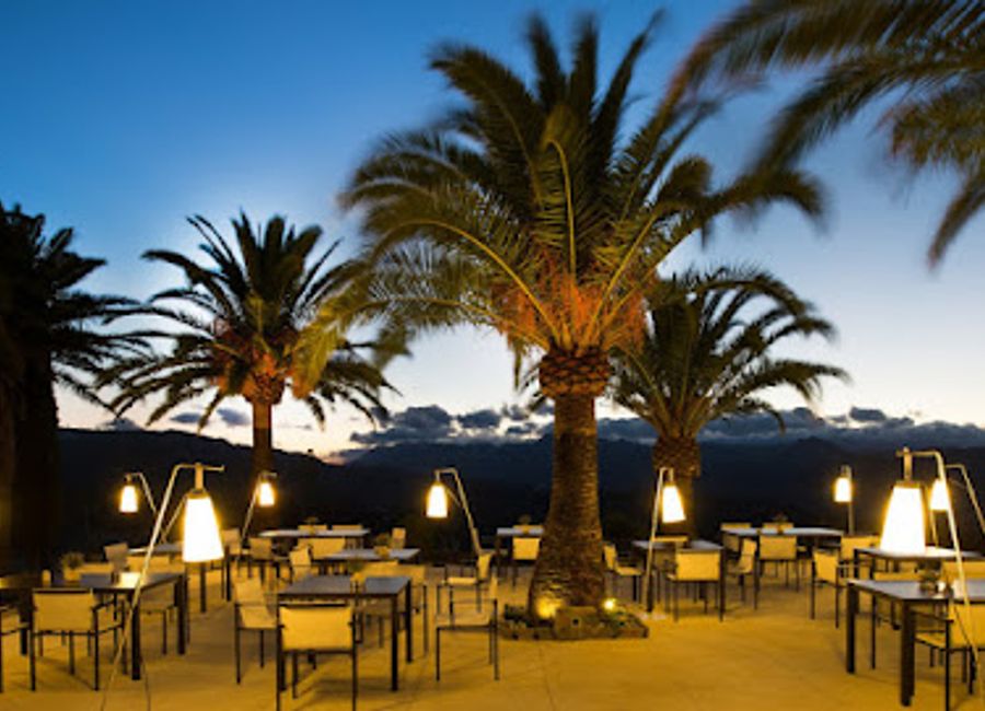 Experience authentic Mediterranean cuisine at Restaurante Azahar in Ronda - where flavor meets tradition in a charming setting.