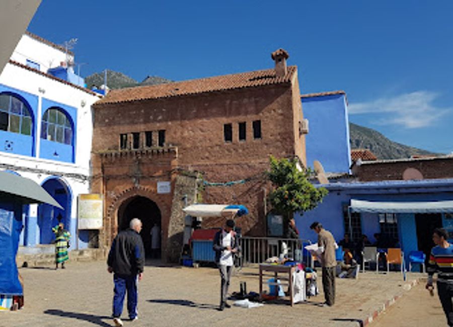Experience the fusion of traditional Moroccan cuisine and international flavors at Chez Aziz in Chefchaouen.