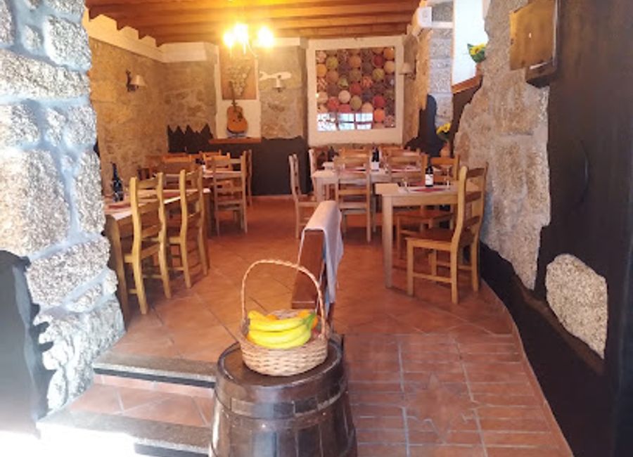 Experience the best of Portuguese cuisine at Churrasqueira Serrana in Loriga – where every dish tells a story.
