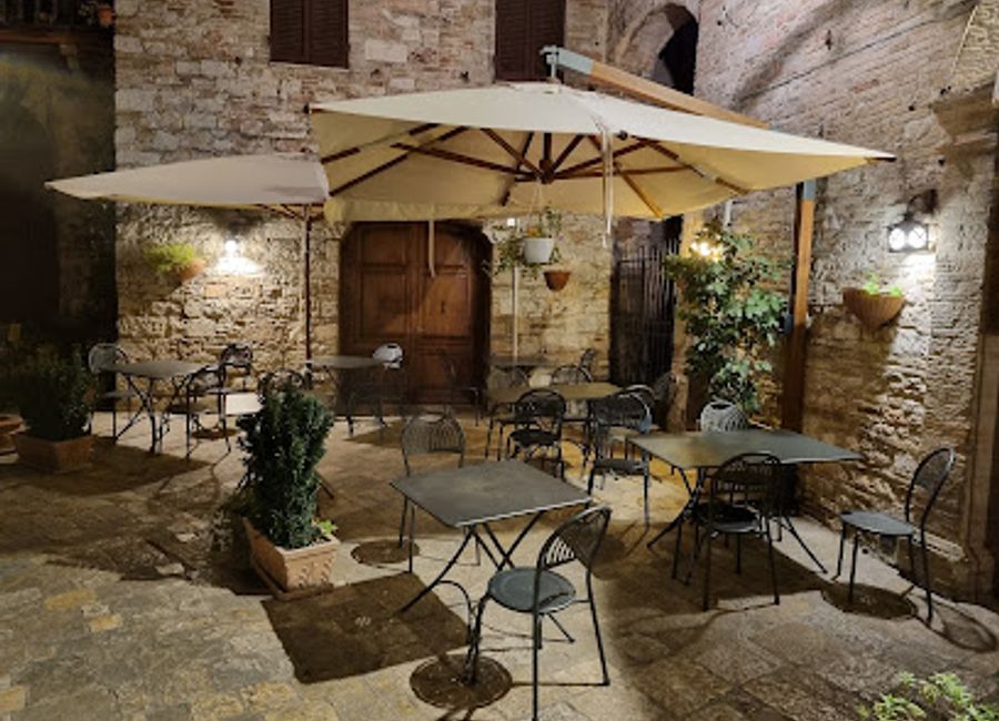 Experience authentic Italian cuisine at Trattoria Da Erminio in Assisi - where every dish tells a story!