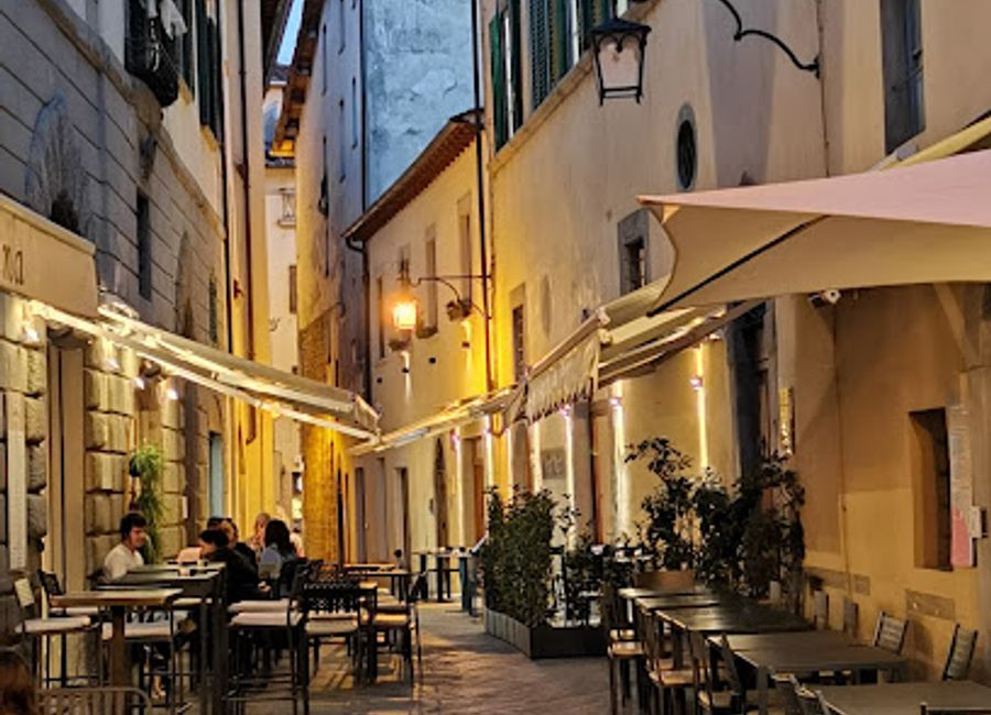 Discover the taste of Italy at La Tua Piadina – where tradition meets flavor in every delicious bite.