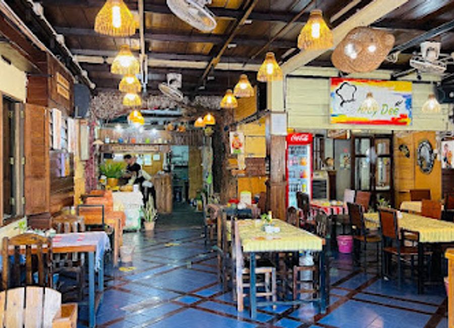 Experience authentic Thai flavors at Aroy Dee in Chiang Mai - where every dish tells a story.