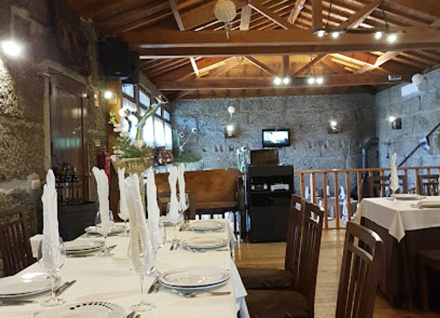 Discover exquisite dining at Restaurante 7 Maravilhas in Guimarães – where local flavors meet elegant event spaces.