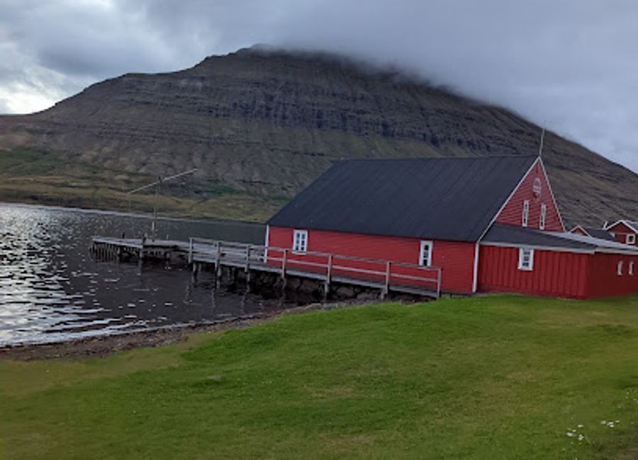 Savor fresh seafood and stunning fjord views at Randulf's Sea House in Eskifjörður – where Icelandic cuisine meets warm hospitality.