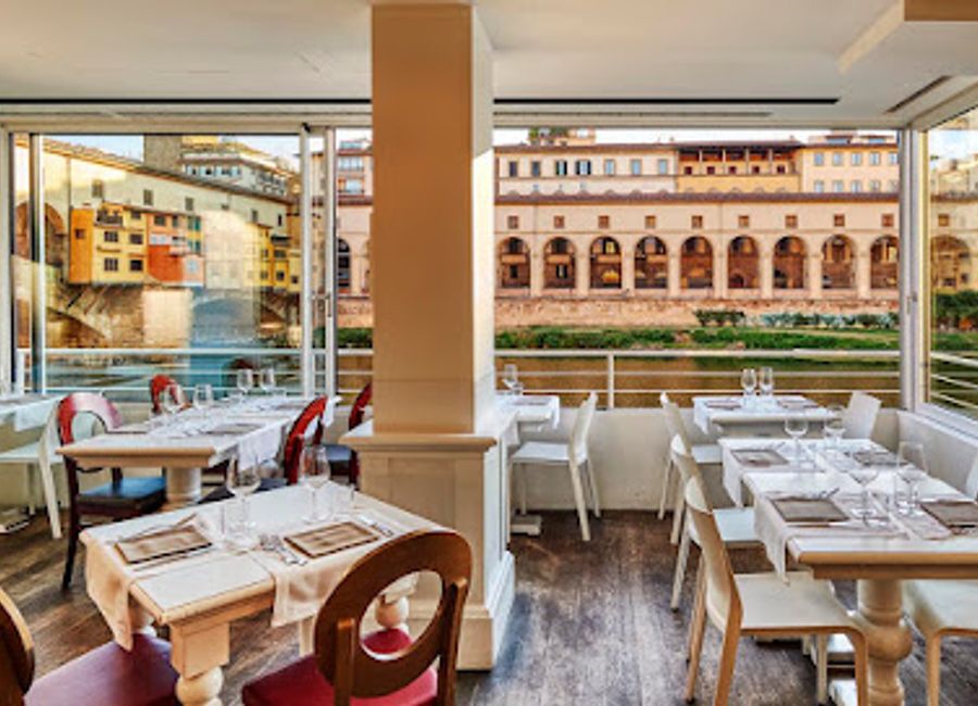 Experience the best of Tuscan cuisine with stunning views at Golden View Firenze - a culinary gem overlooking the Arno River.