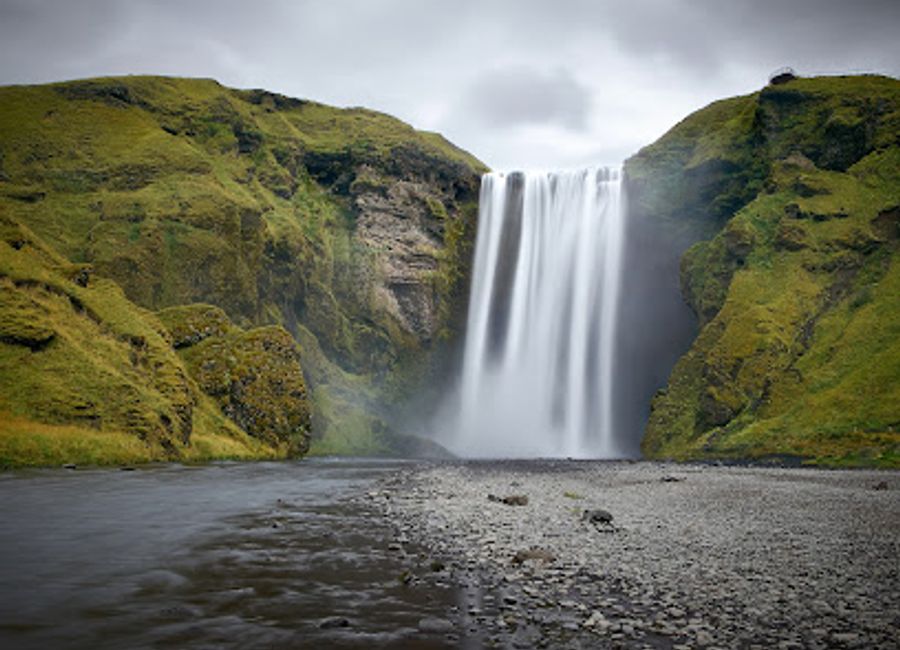 Experience the best fish & chips at Mia's Country Van in Hvolsvöllur - fresh, delicious, and uniquely Icelandic.