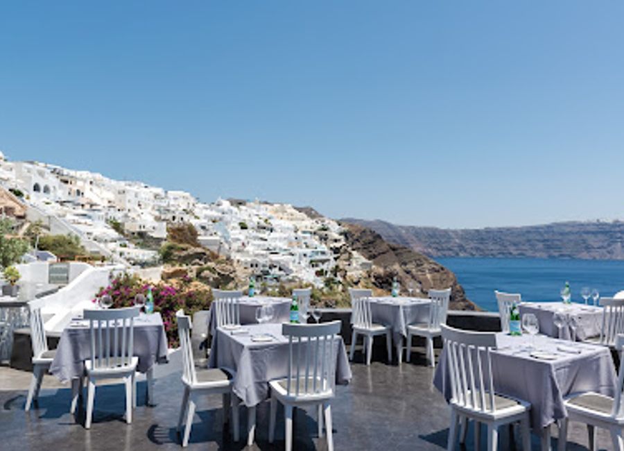 Experience exquisite Greek and Mediterranean cuisine at Lycabettus Restaurant with breathtaking views in Oia.