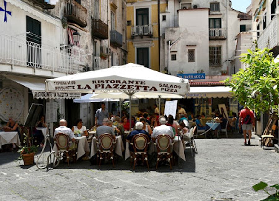 Discover authentic Italian cuisine at Ristorante La Piazzetta in Amalfi – where every dish tells a story.