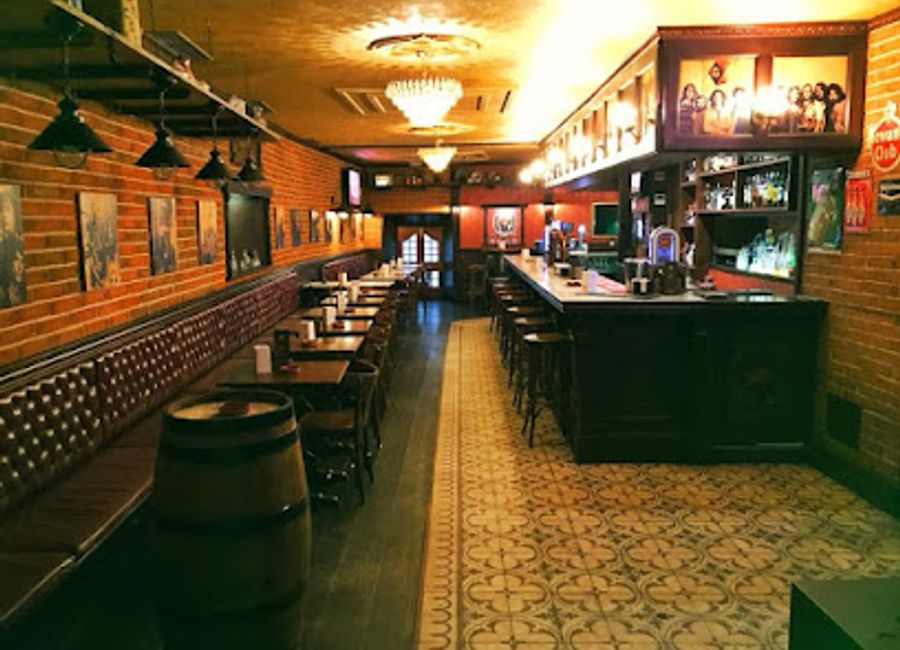 Discover the rich flavors of Portugal at Le Coeur Bistro in Évora, where every dish tells a story.