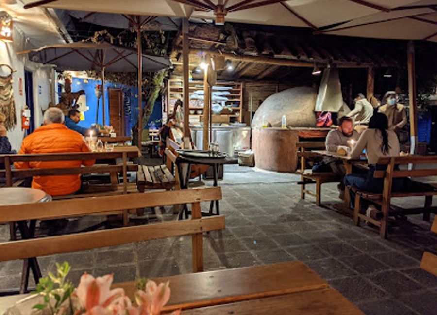 Discover the rich flavors of Peru at Pachapapa, a charming restaurant in Cusco serving authentic dishes made from fresh local ingredients.