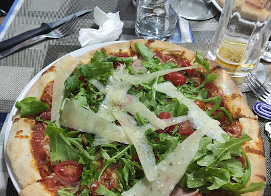 Experience exceptional cuisine at Reine Margarita in Dakar – where local flavors meet international flair.