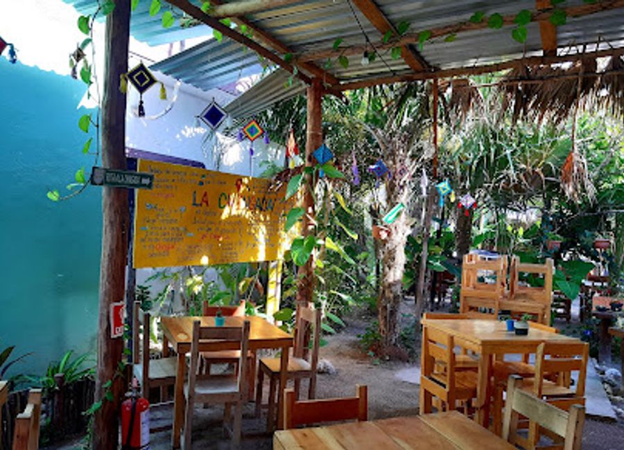 Discover the vibrant flavors of Mexico at Ceviches La Chingada in Holbox - your go-to spot for fresh seafood and authentic ceviche.