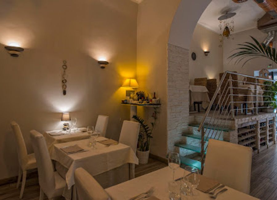 Discover Matermatuta: A premier dining destination in Rome offering exquisite Italian cuisine in an elegant setting.