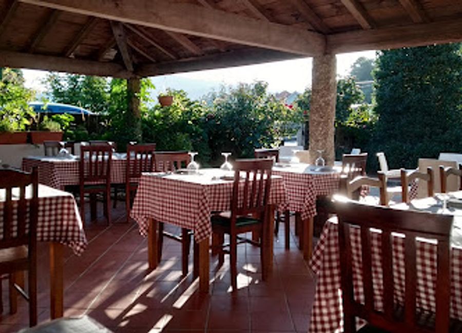 Experience authentic Portuguese flavors at Restaurante Espigueiro do Soajo – where every dish tells a story.