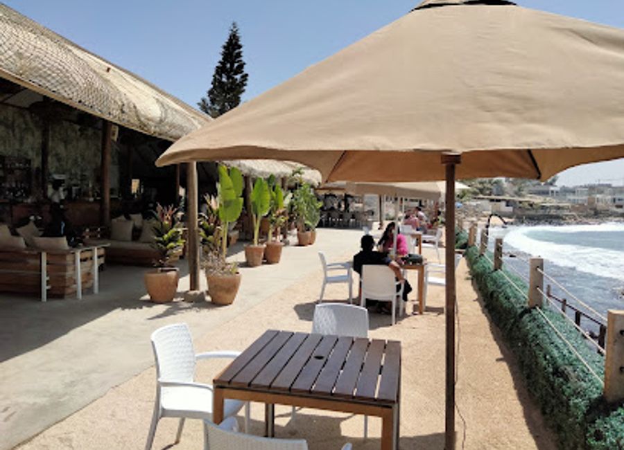 Discover authentic Senegalese cuisine at Chez Fatou in Dakar – where every meal tells a story through rich flavors and vibrant culture.