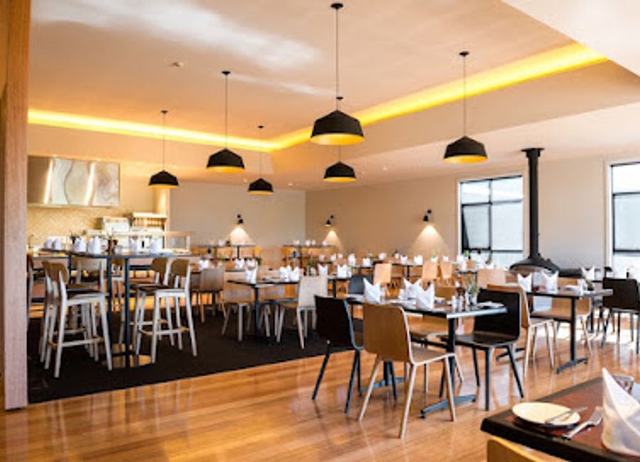 Experience fine dining with breathtaking views at Altitude Restaurant + Lounge Bar in Cradle Mountain, Tasmania – where every meal is a celebration of local flavors.