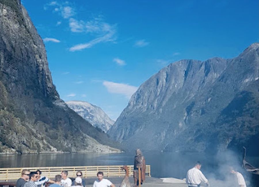 Experience authentic Norwegian cuisine at Gudvangen Seafood Restaurant with stunning fjord views and fresh local seafood.