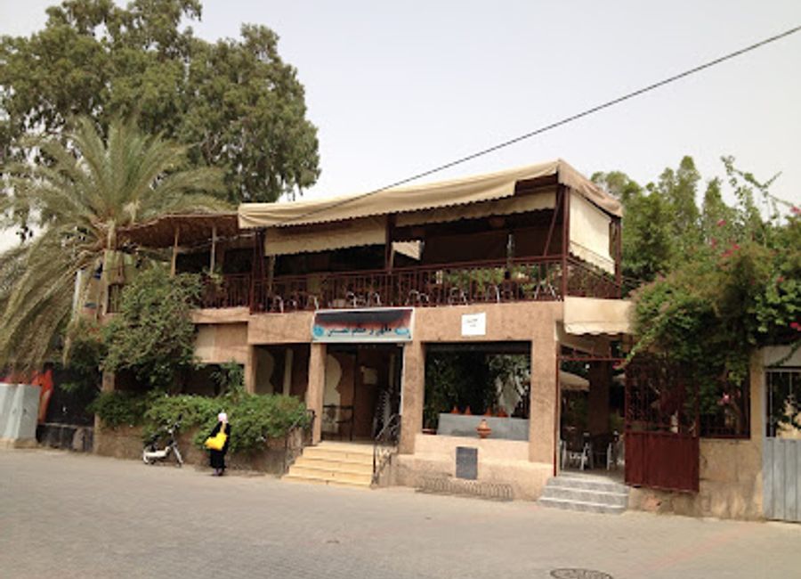 Discover the authentic flavors of Morocco at Café et Restaurant Attadamoune in Taroudant – where culinary tradition meets warm hospitality.