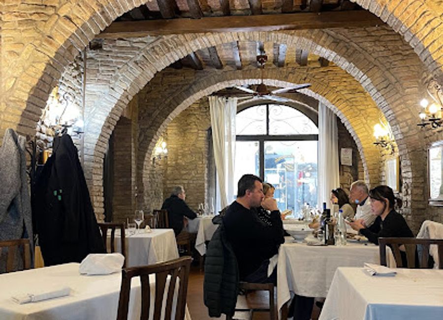 Savor authentic Tuscan flavors at Il Pino, where each dish reflects Italy's rich culinary heritage in the heart of San Gimignano.