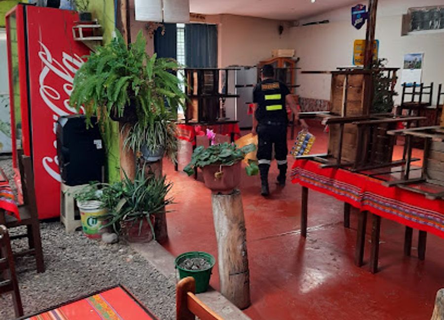 Experience authentic Peruvian flavors at Restaurante El Warique del Tarmeño in Urubamba, where every dish tells a story.