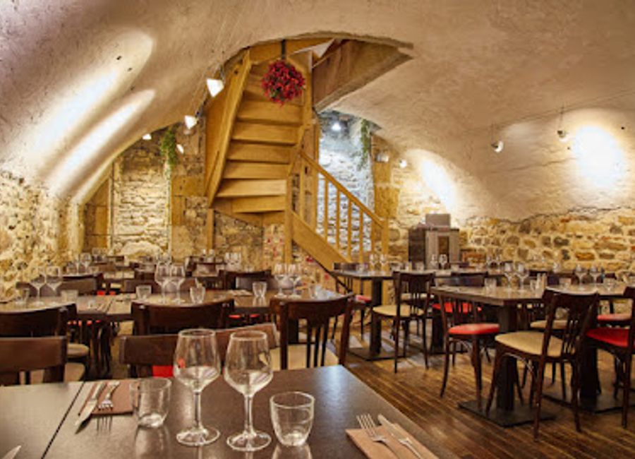 Experience authentic French cuisine at Chez Grand-Mère, where tradition meets warmth in the heart of Lyon.