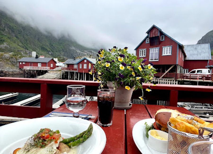 Discover authentic Norwegian cuisine at Brygga Restaurant in Å – where local flavors meet stunning landscapes.