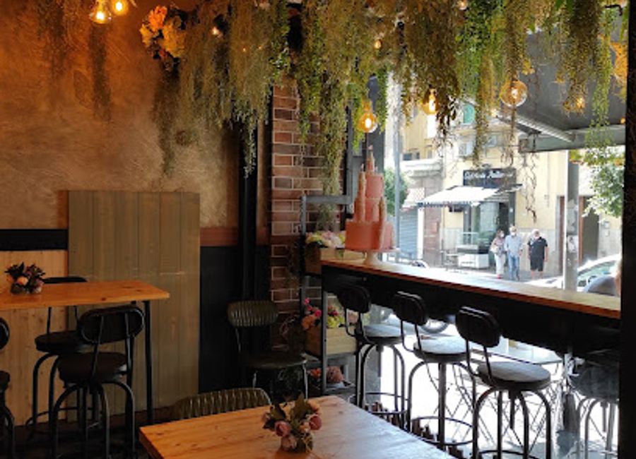 Discover the flavors of Italy at Umami Bakery Bistrot in Ercolano—where every bite tells a story.