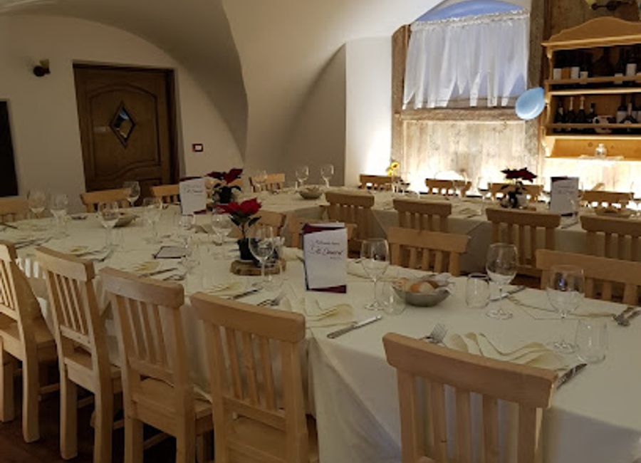 Experience the essence of Italy with authentic dishes at Ristorante Tipico Al Dosarel in Seio, a must-visit for food lovers.
