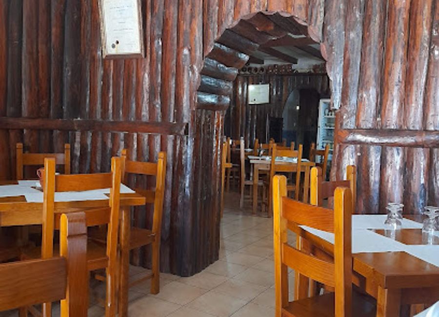 Experience authentic Portuguese cuisine at A Lanterna, nestled in the heart of picturesque Sintra.