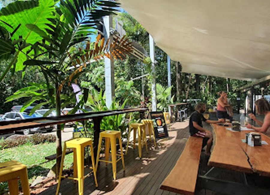 Discover Turtle Rock Cafe: A charming spot for fresh local cuisine amidst the beauty of Cape Tribulation.