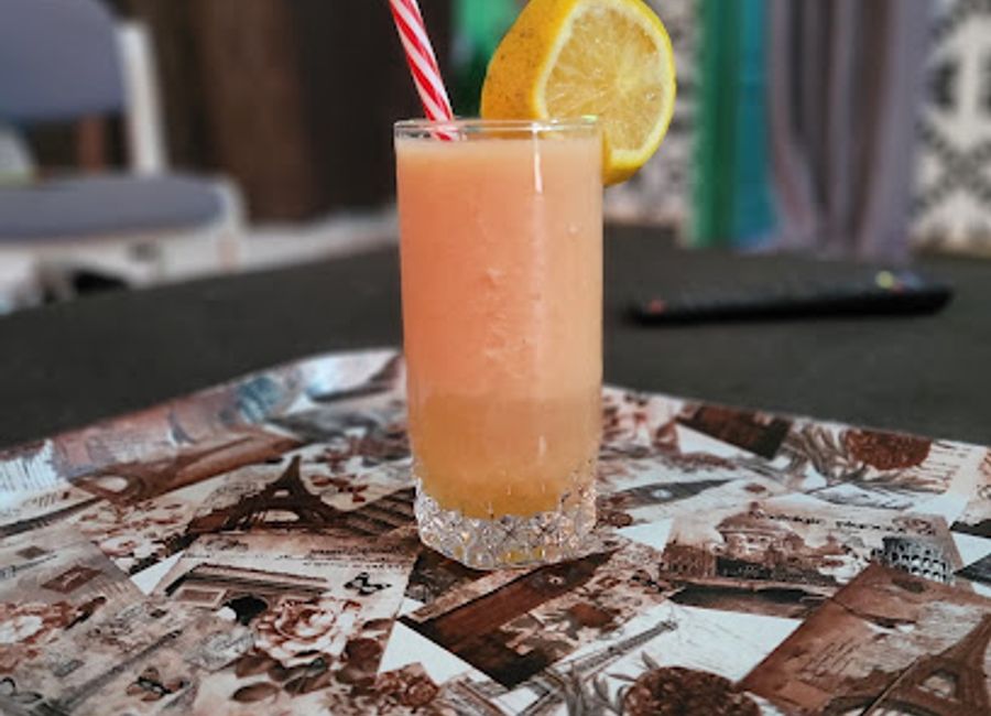 Discover Diya's Delight in Bolgatanga - where local flavors meet international cuisine in a warm and inviting atmosphere.