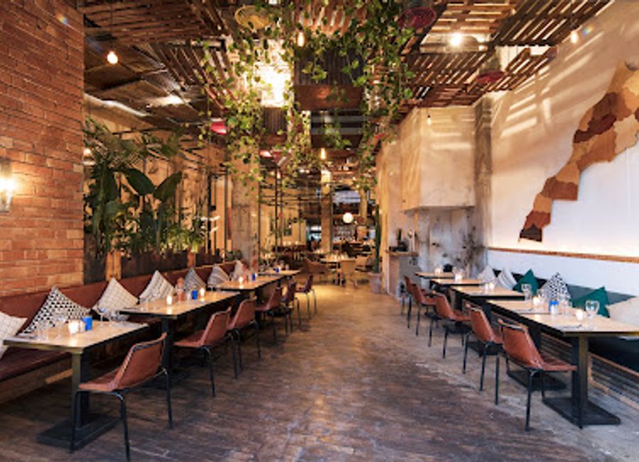 Experience the best of Moroccan cuisine at La Palette Restaurant in Marrakech—where tradition meets modern dining.