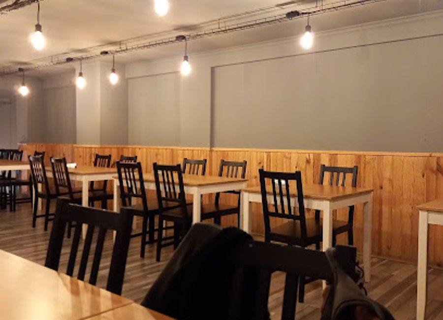 Discover the essence of Portuguese cuisine at Restaurante Pikatta in Sintra – where every meal is a celebration of flavor and hospitality.