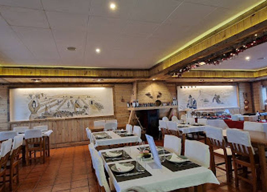 Experience authentic Portuguese cuisine at Restaurante A Torre in Covilhã – where tradition meets taste in every bite.