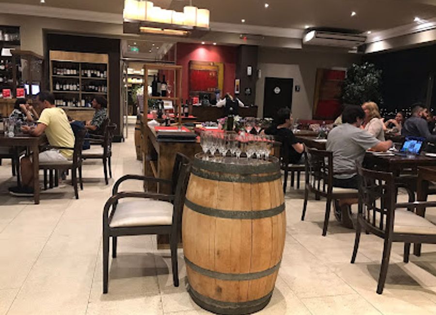 Experience Mendoza from above at El Faro Bistro, where exquisite cuisine meets breathtaking views in an unforgettable dining experience.