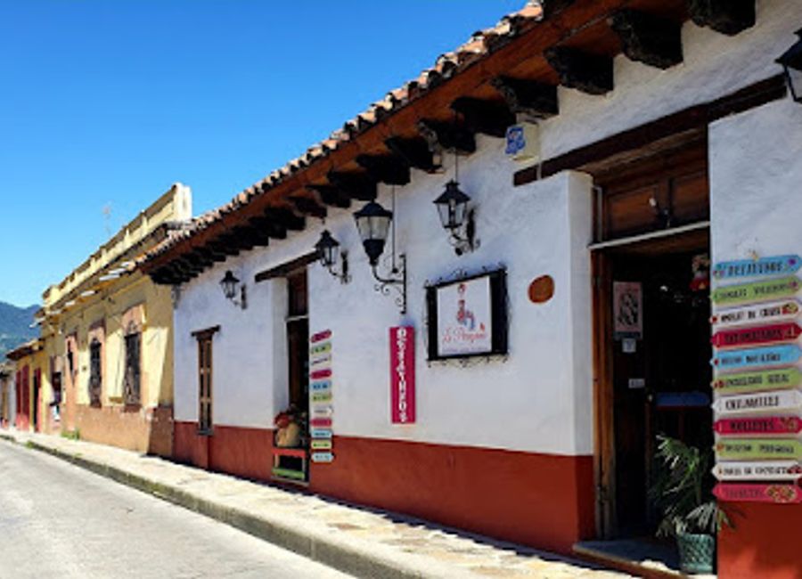 Discover the best of Yucatecan cuisine at La Peregrina Cocina Yucateca - where tradition meets flavor in every bite.