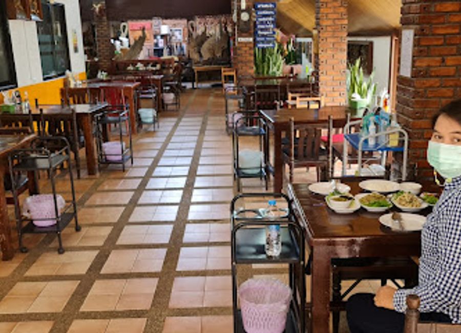 Experience authentic Thai flavors at Huen Phen in Chiang Mai—where tradition meets taste in every delightful dish.