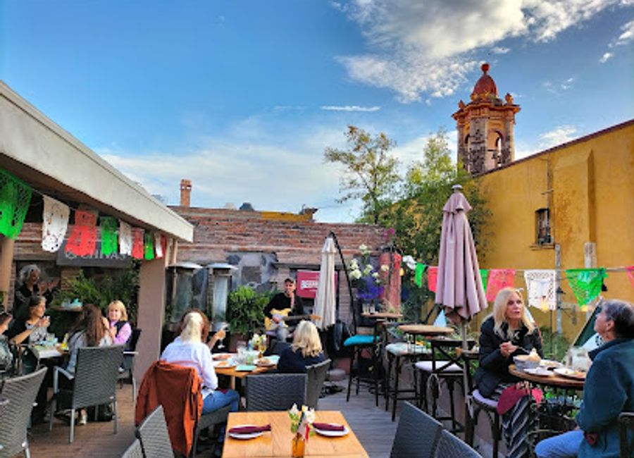 Experience authentic Italian cuisine with breathtaking views at Vivali Ristorante Terraza Bar in San Miguel de Allende.