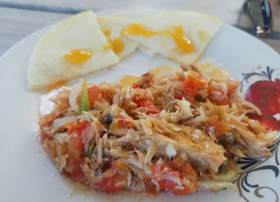 Discover the vibrant flavors of Jamaica at Wild Onion in Treasure Beach – a must-visit grill offering exquisite grilled dishes in a stunning setting.