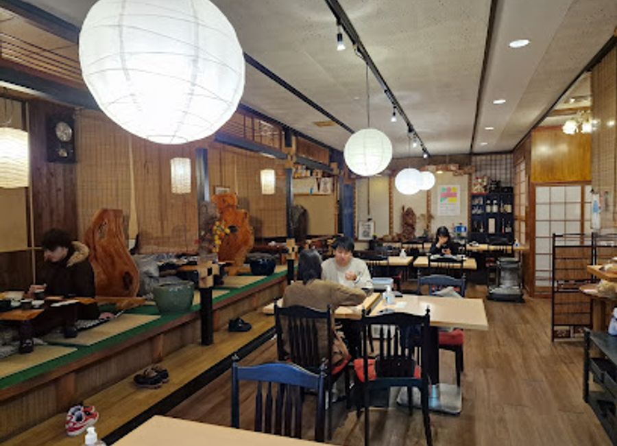 Discover authentic Kyoto-style dining at Nantai in Nikko – where tradition meets flavor for an unforgettable culinary journey.