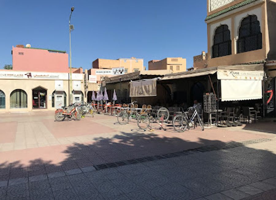 Experience the essence of Morocco at Café Restaurant Roma with authentic dishes and warm hospitality in the heart of Taroudant.