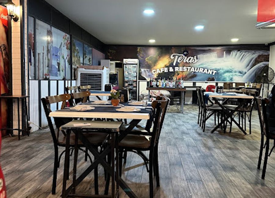 Discover Teras Restaurant in Pamukkale: where exquisite local cuisine meets breathtaking views for an unforgettable dining experience.