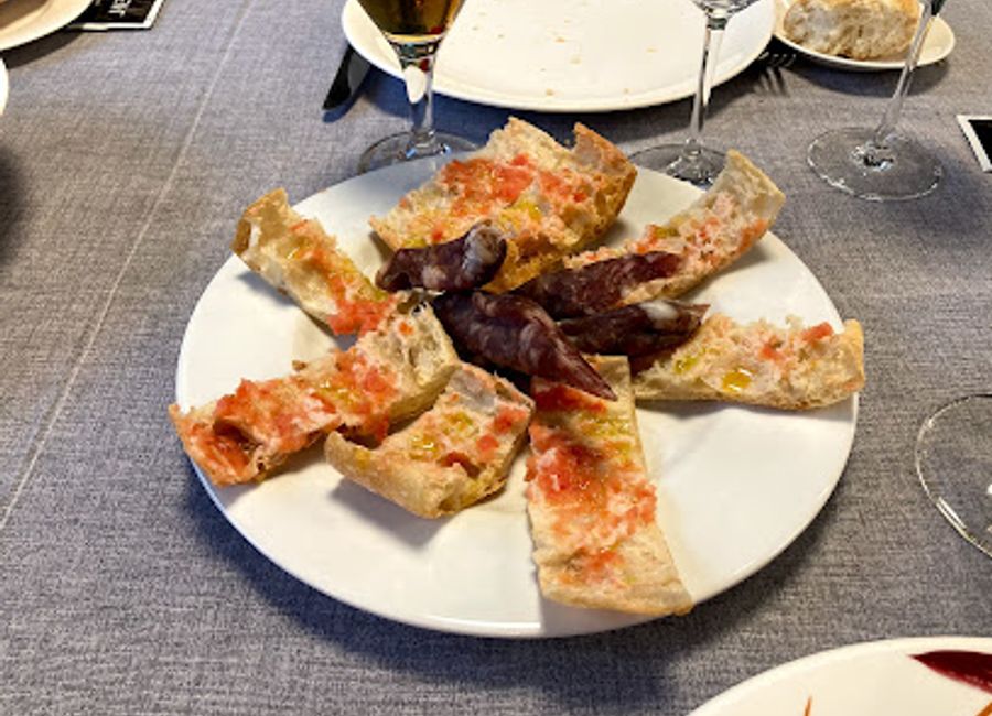 Experience authentic Mediterranean cuisine in Lleida at Restaurant Palermo – where every dish tells a delicious story.